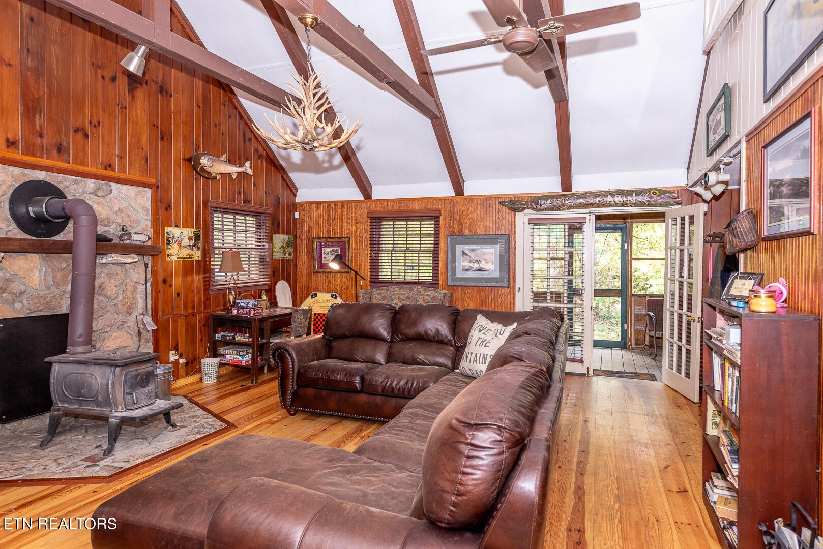 6806 Walnut Loop Road Townsend, TN 37882 - Photo 14 of 40 Gallery Image 14