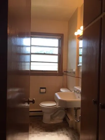 $1,285 | 925 Haywood Drive, Madison, WI 53715