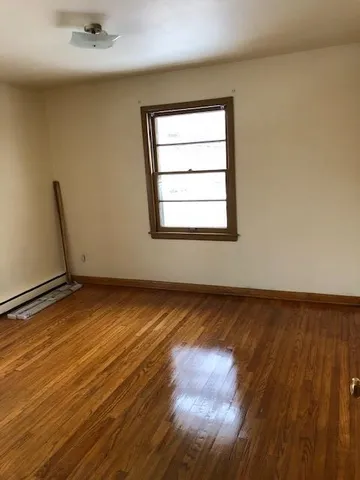 $1,285 | 925 Haywood Drive, Madison, WI 53715