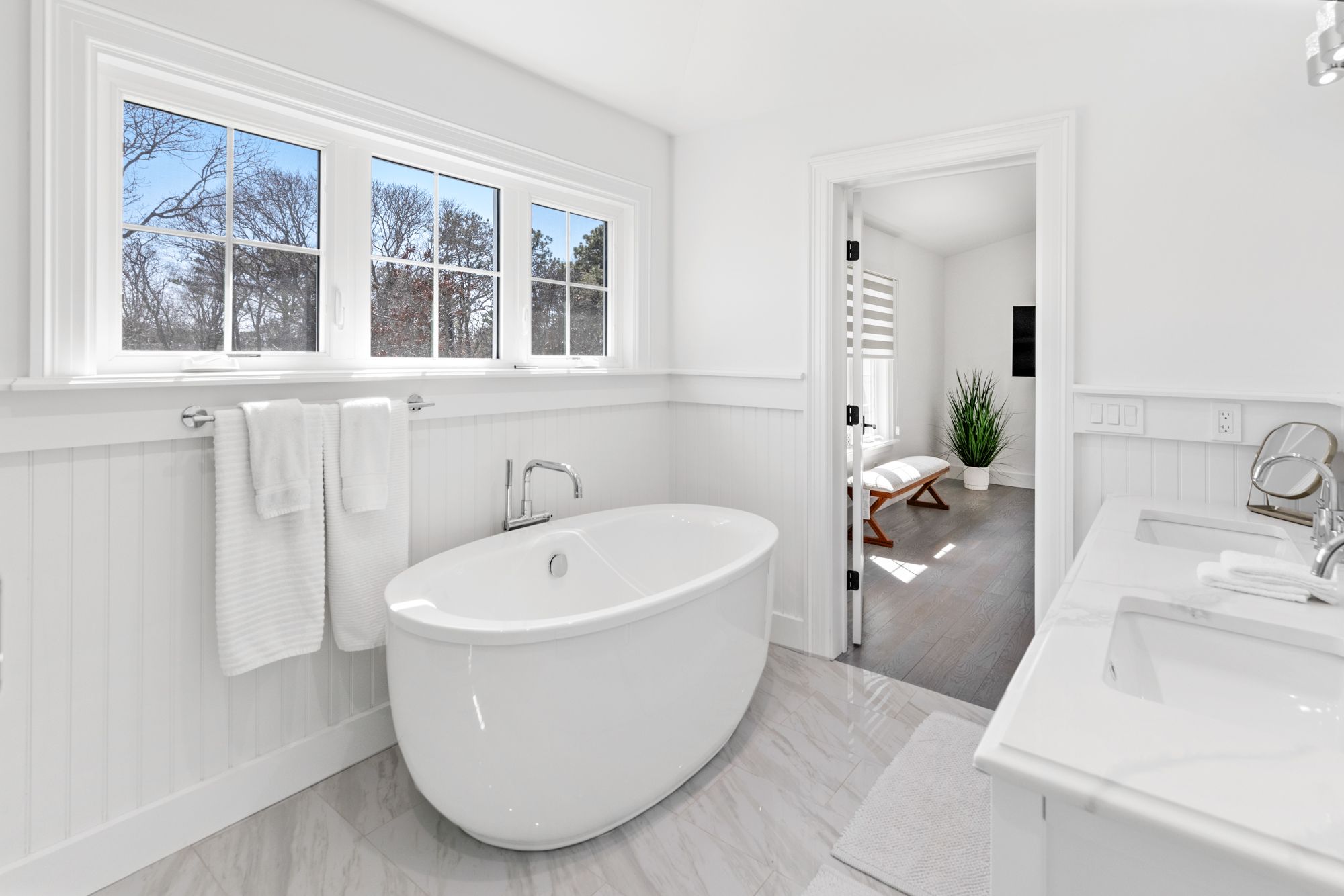 14 Highland Road Hampton Bays, NY 11946 - Photo 16 of 29