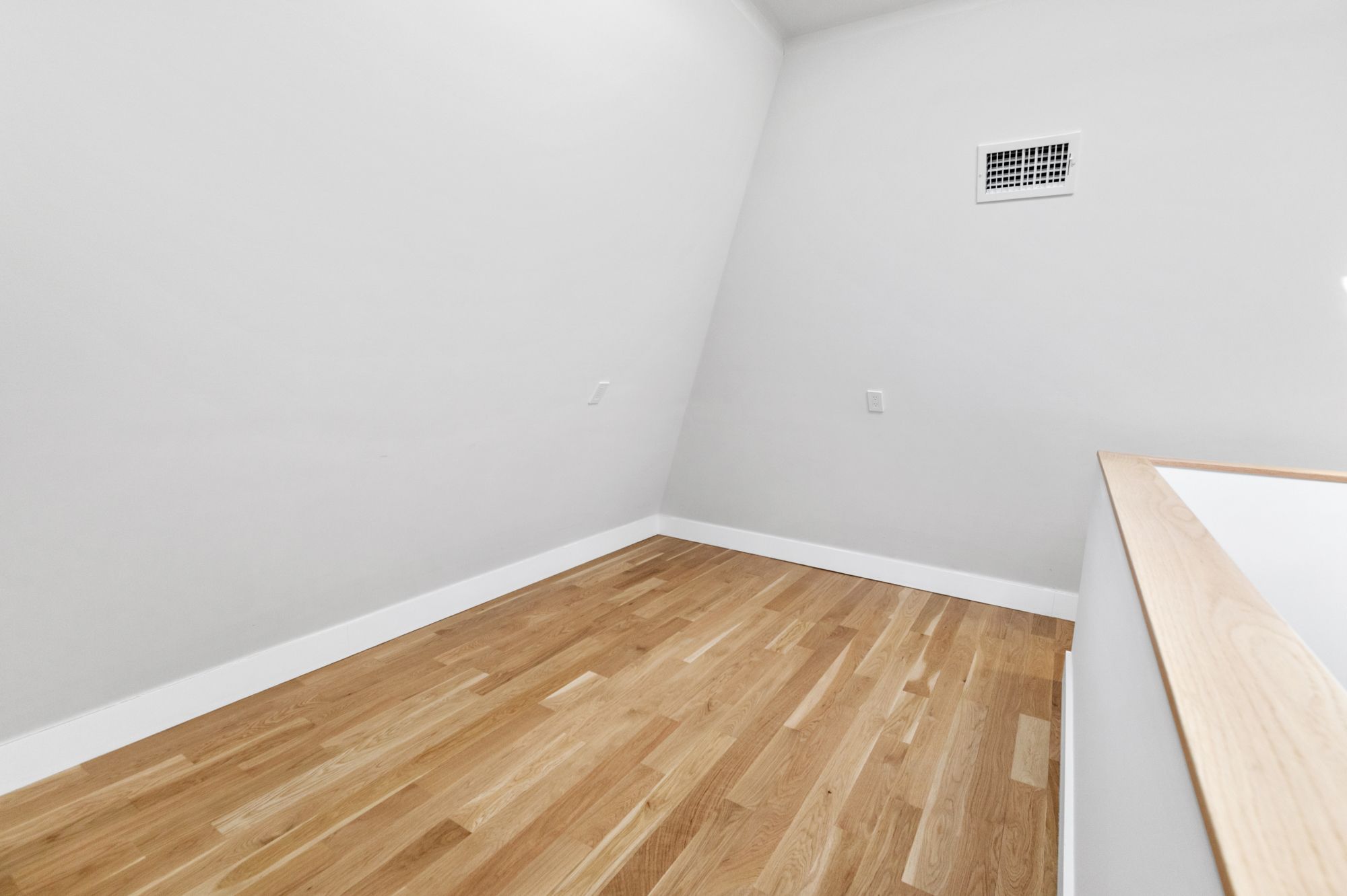 14 Highland Road Hampton Bays, NY 11946 - Photo 26 of 29