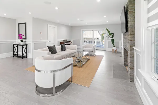 $40,000 | 14 Highland Road, Hampton Bays, NY 11946