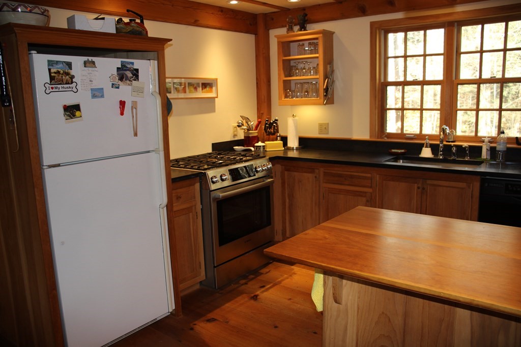214 Thompson Road Conway, MA 01341 - Photo 17 of 30 Gallery Image 17