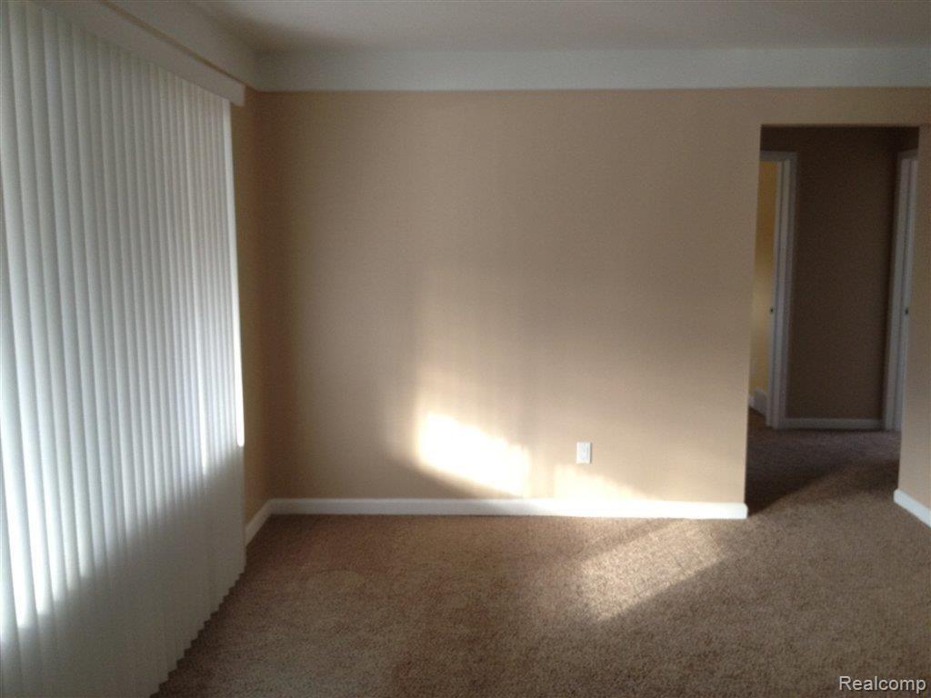 11942 Frazho Road Warren, MI 48089 - Photo 12 of 13 LIVINGROOM.JPG