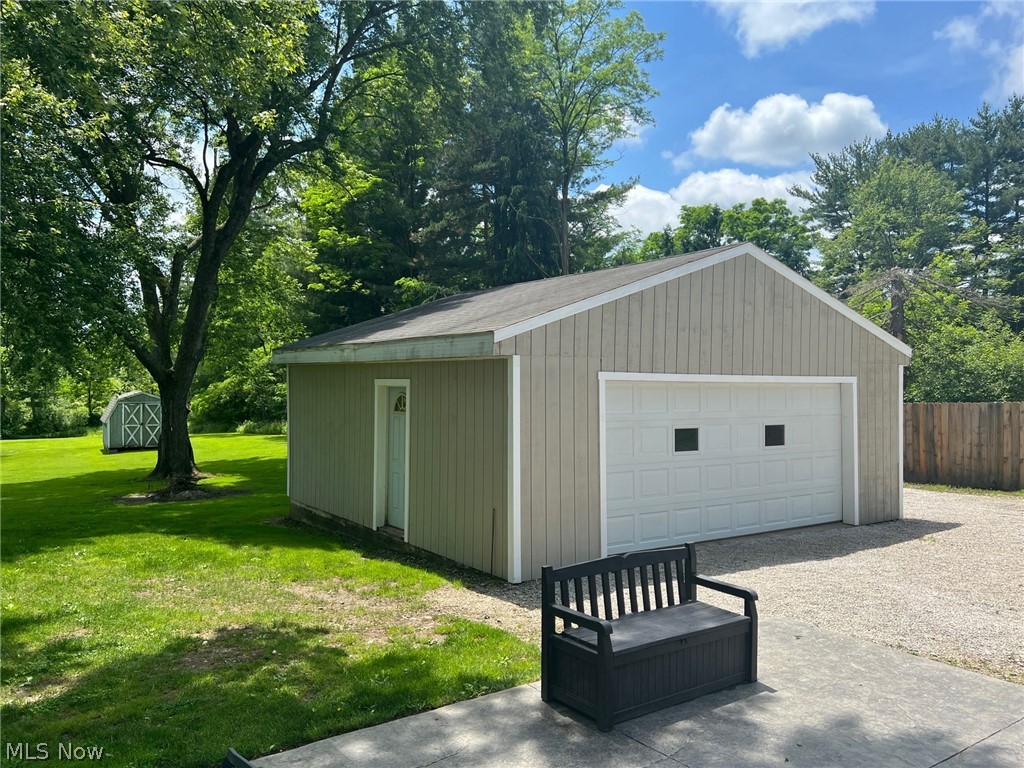11903 Bean Road Chardon, OH 44024 - Photo 25 of 29