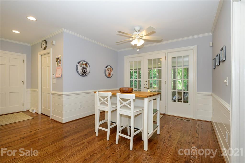 638 Robmont Road Charlotte, NC 28270 - Photo 15 of 36 Gallery Image 15