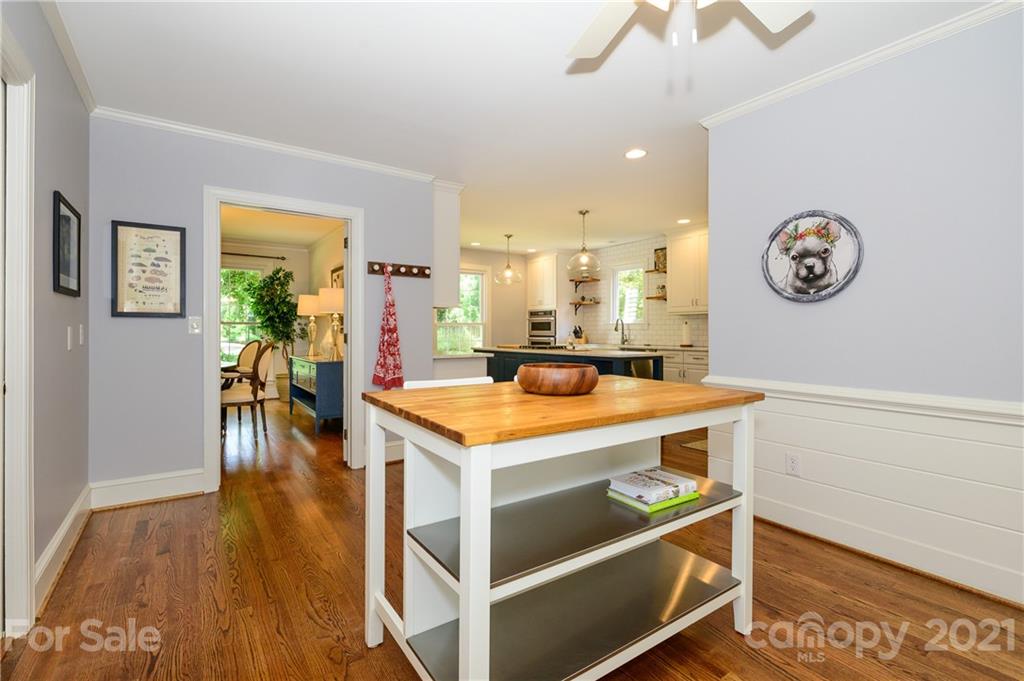 638 Robmont Road Charlotte, NC 28270 - Photo 16 of 36 Gallery Image 16