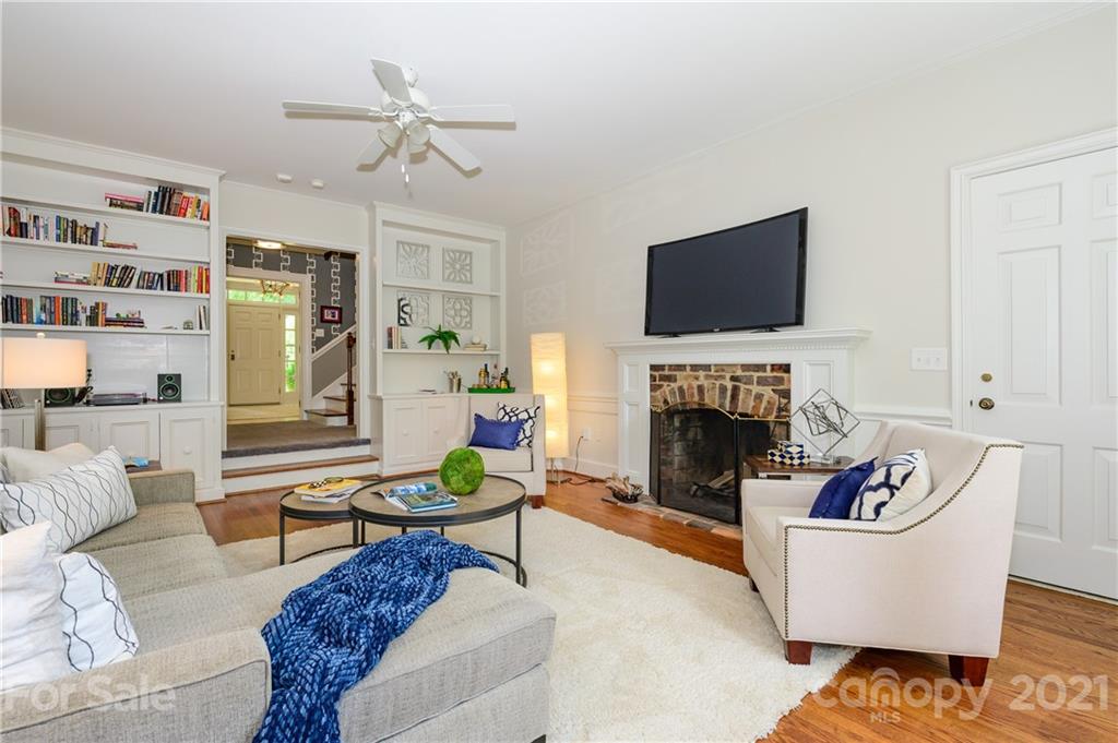 638 Robmont Road Charlotte, NC 28270 - Photo 21 of 36 Gallery Image 21