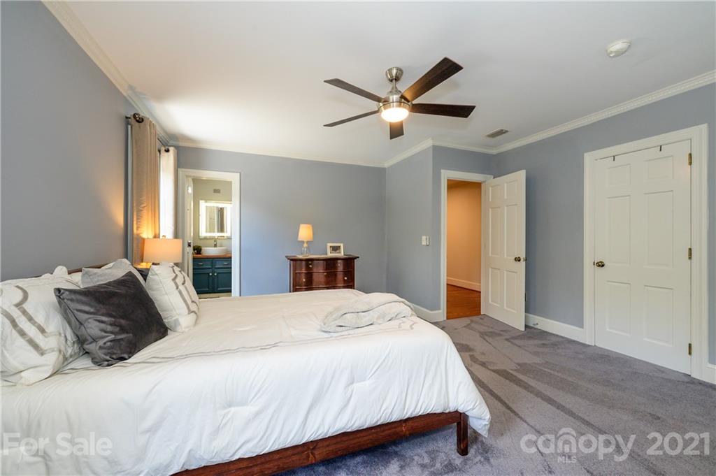638 Robmont Road Charlotte, NC 28270 - Photo 28 of 36 Gallery Image 28
