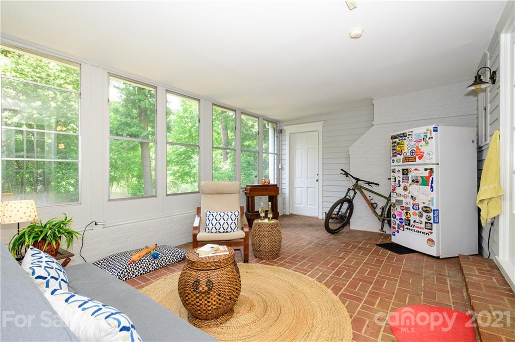 638 Robmont Road Charlotte, NC 28270 - Photo 33 of 36 Gallery Image 33