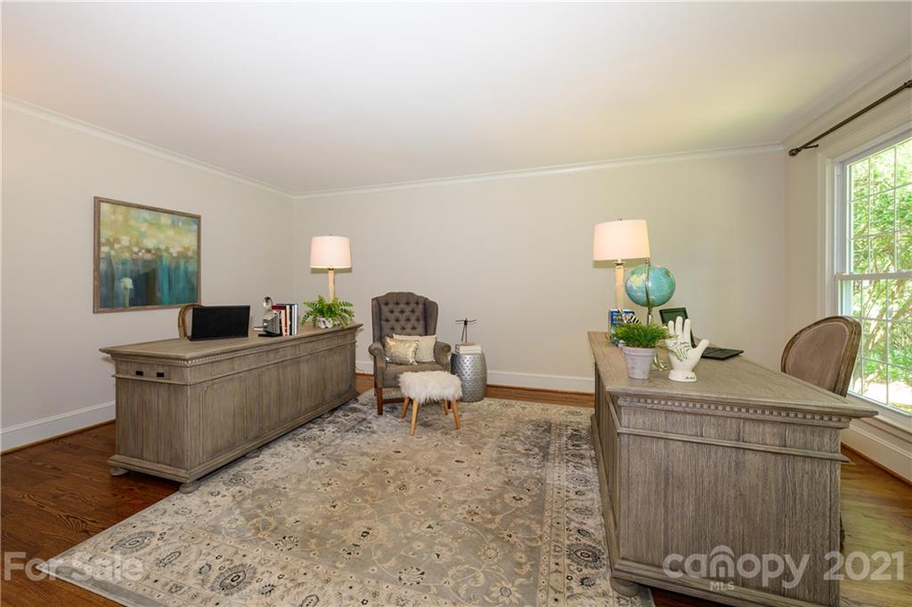 638 Robmont Road Charlotte, NC 28270 - Photo 5 of 36 Gallery Image 5