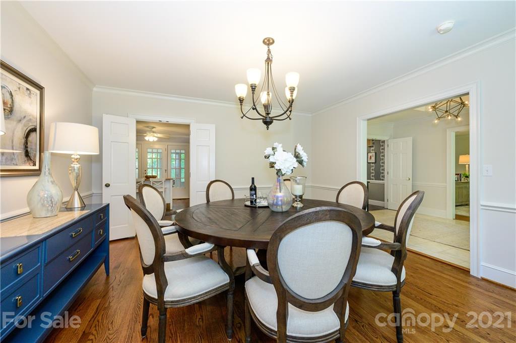 638 Robmont Road Charlotte, NC 28270 - Photo 8 of 36 Gallery Image 8
