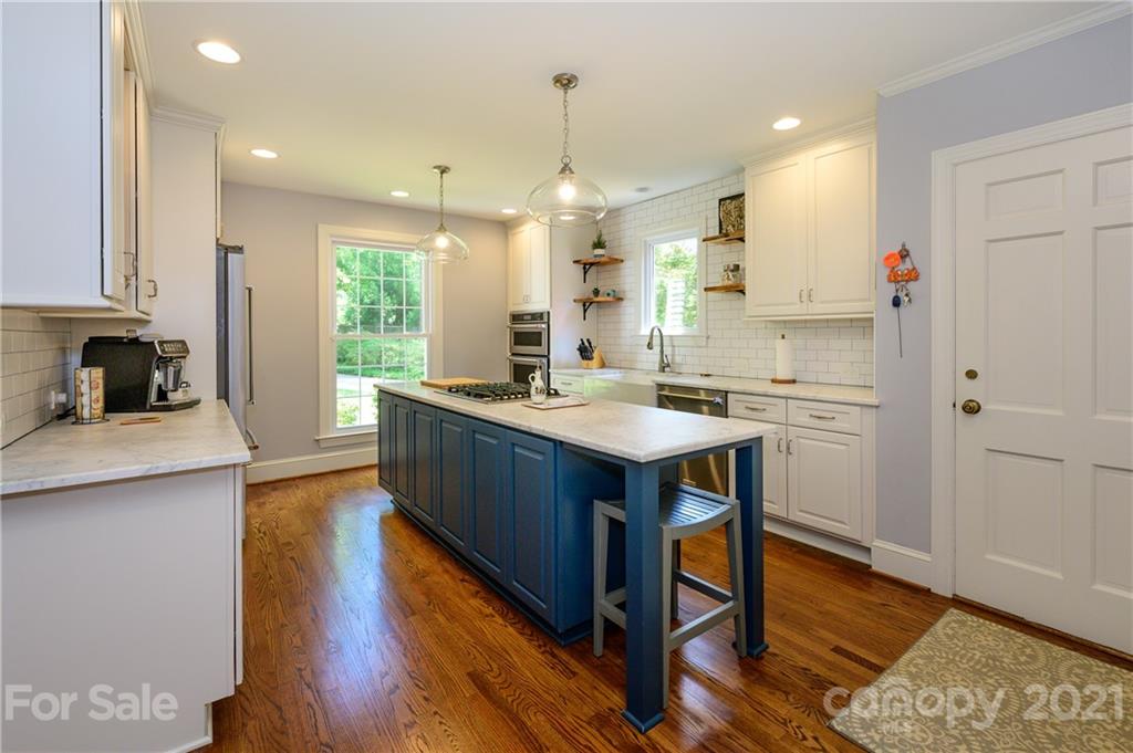 638 Robmont Road Charlotte, NC 28270 - Photo 9 of 36 Gallery Image 9