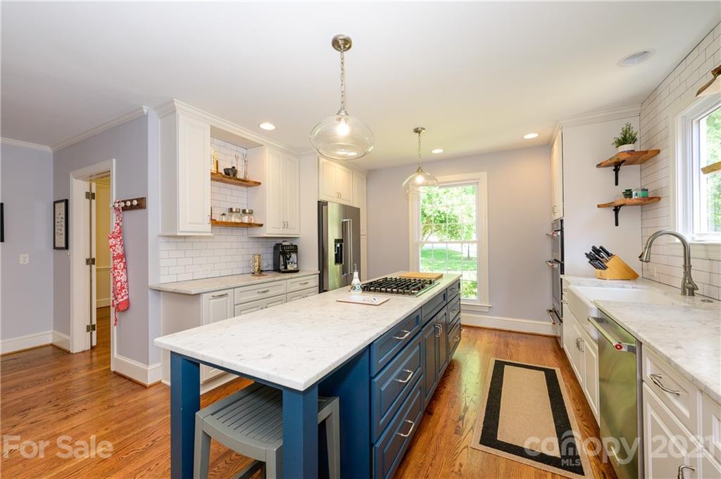 638 Robmont Road Charlotte, NC 28270 - Photo 10 of 36 Gallery Image 10