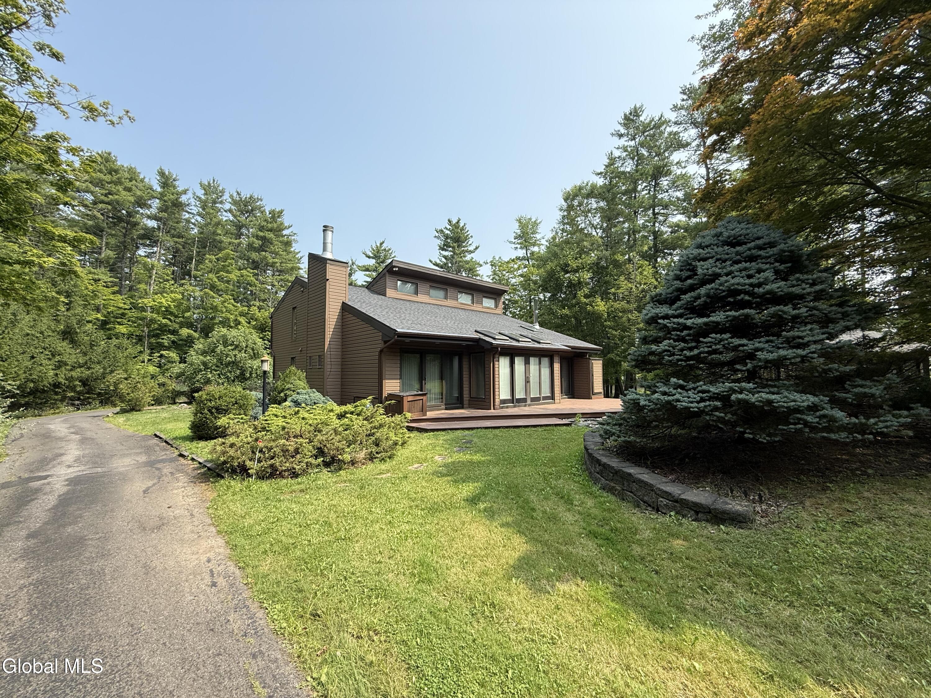 12 Swift Road Voorheesville, NY 12186 - Photo 1 of 18 IMG_4247