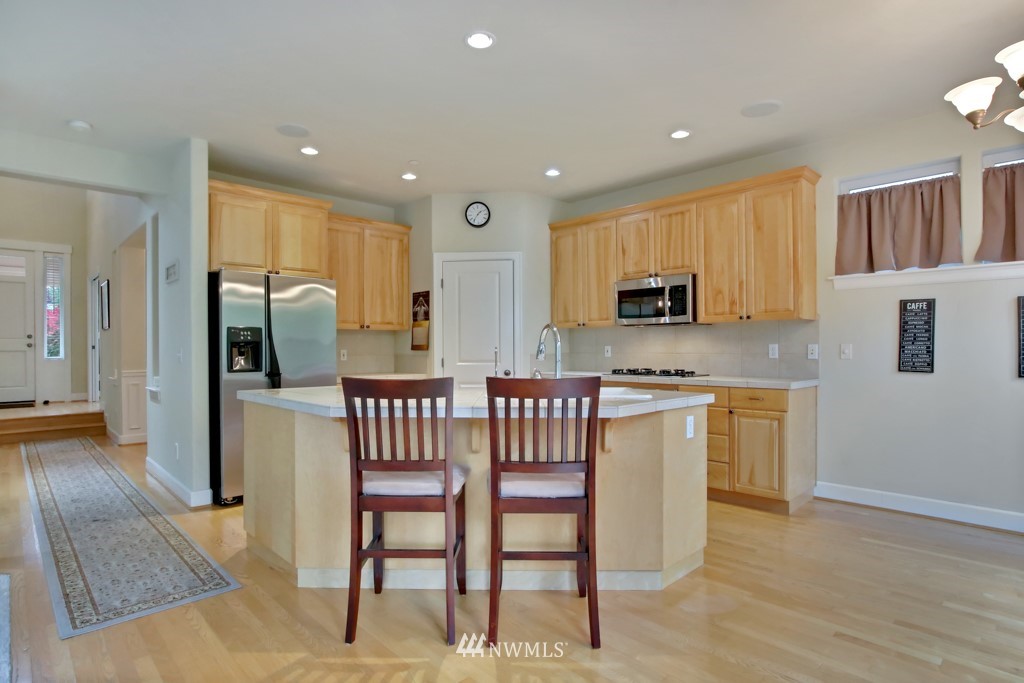 4701 Smithers Avenue South Renton, WA 98055 - Photo 5 of 24 Gallery Image 5