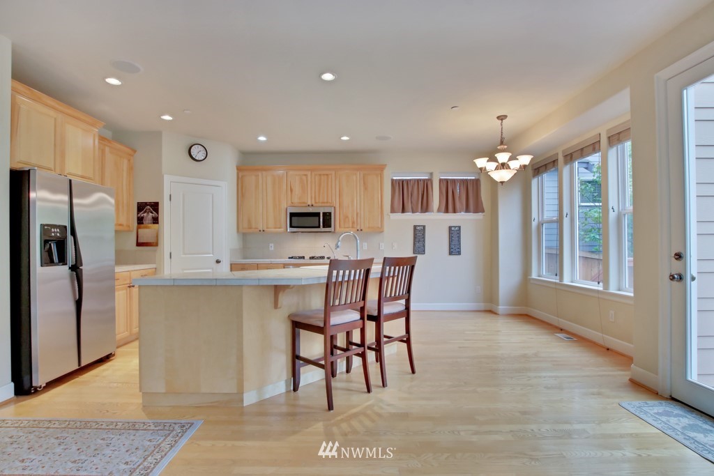 4701 Smithers Avenue South Renton, WA 98055 - Photo 8 of 24 Gallery Image 8
