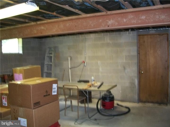 42 Braeburn Road Havertown, PA 19083 - Photo 18 of 19 Gallery Image 18