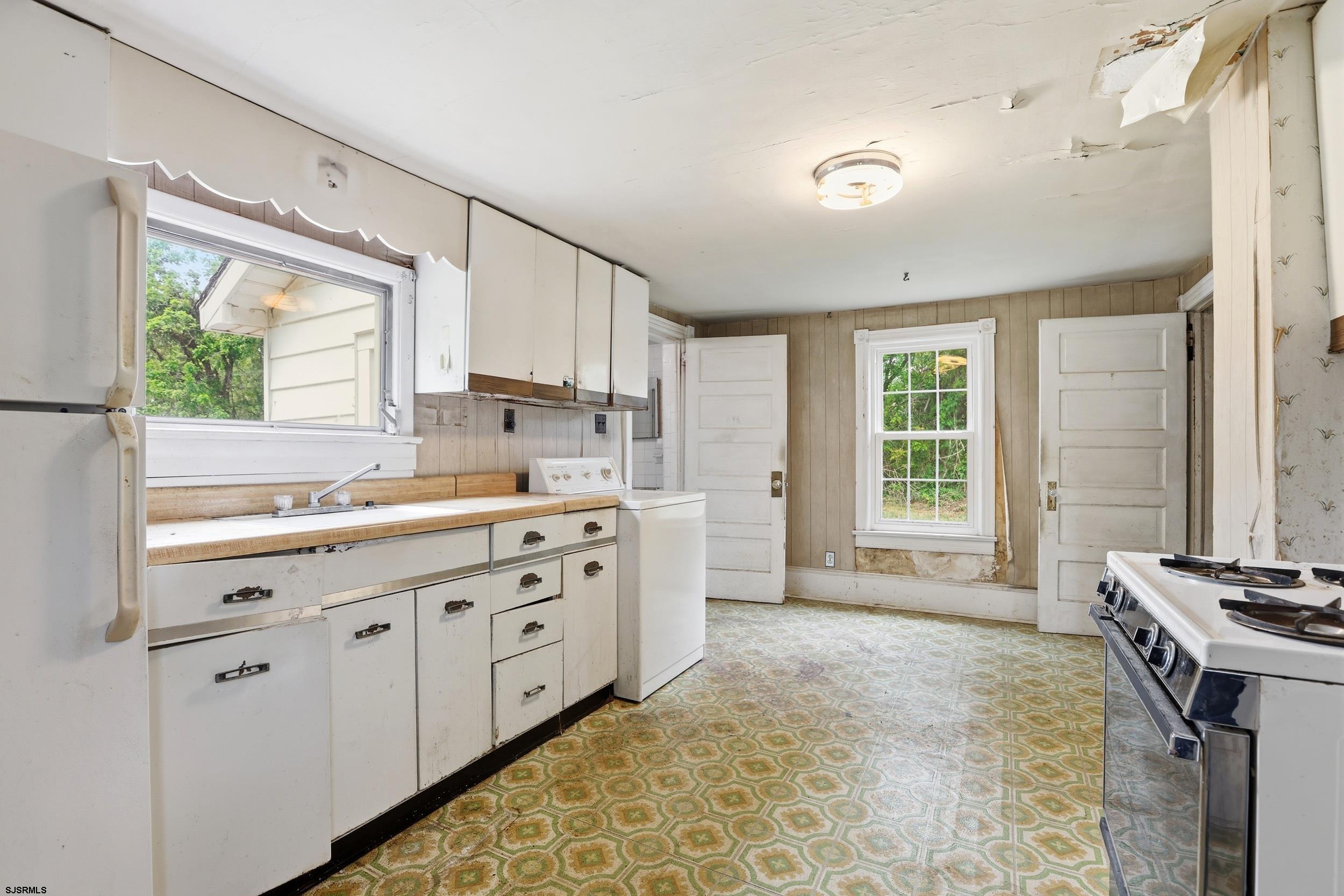 523 Hay Road Hammonton, NJ 08037 - Photo 12 of 32
