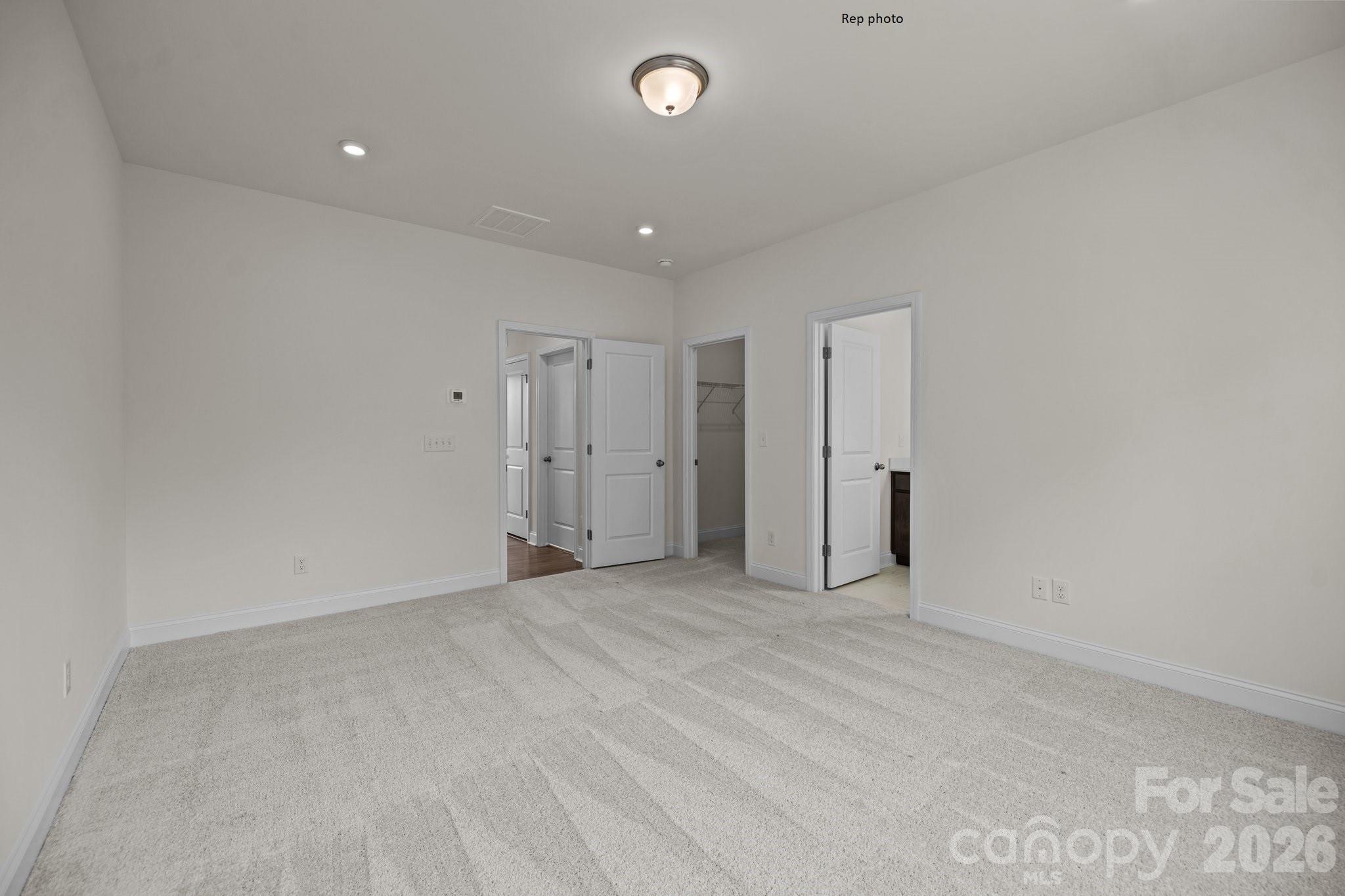 3027 Rozzelles Ferry Road Charlotte, NC 28208 - Photo 5 of 16 a view of an empty room