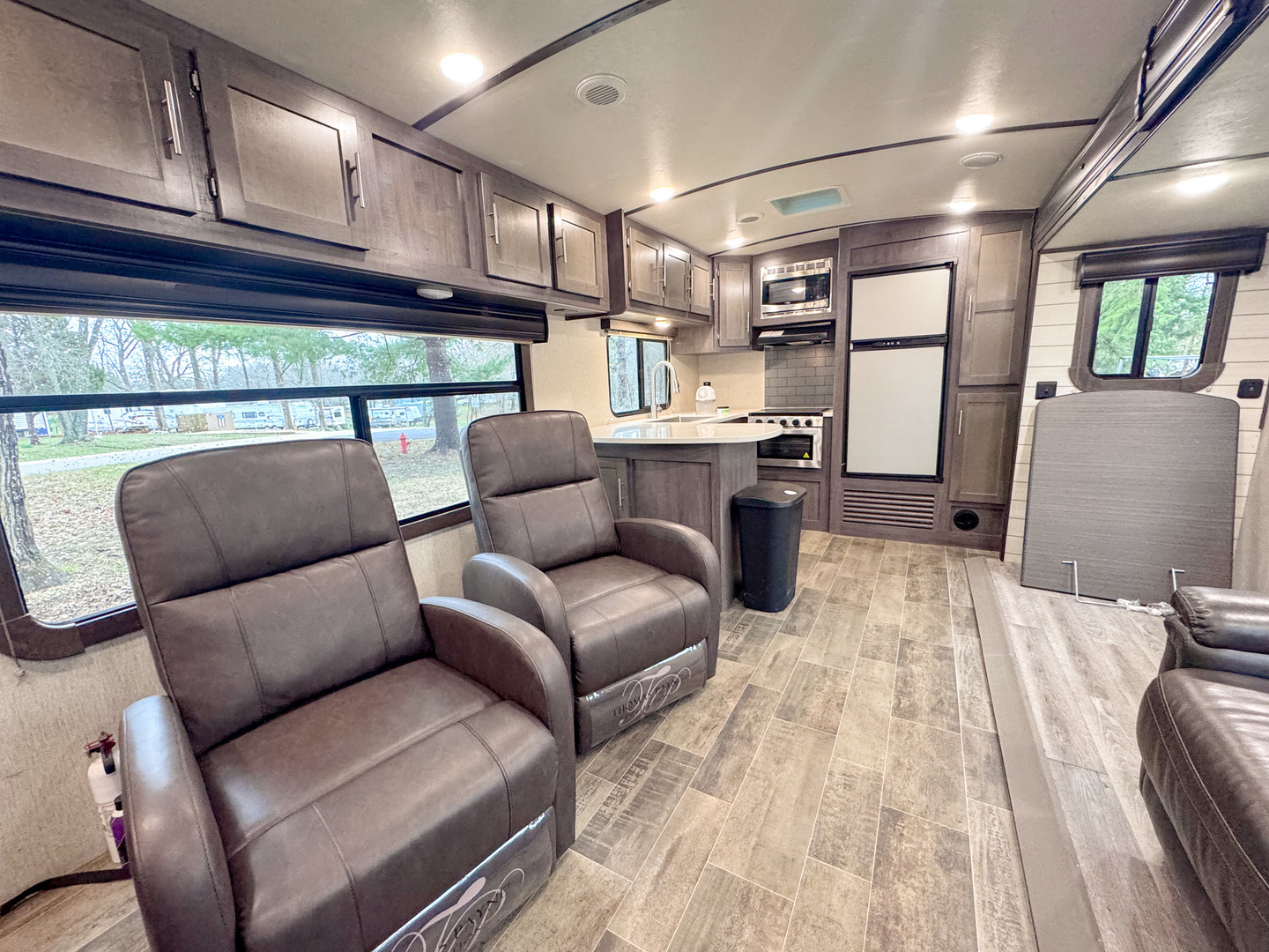 10-65 Woodhaven Sublette, IL 61367 - Photo 5 of 10