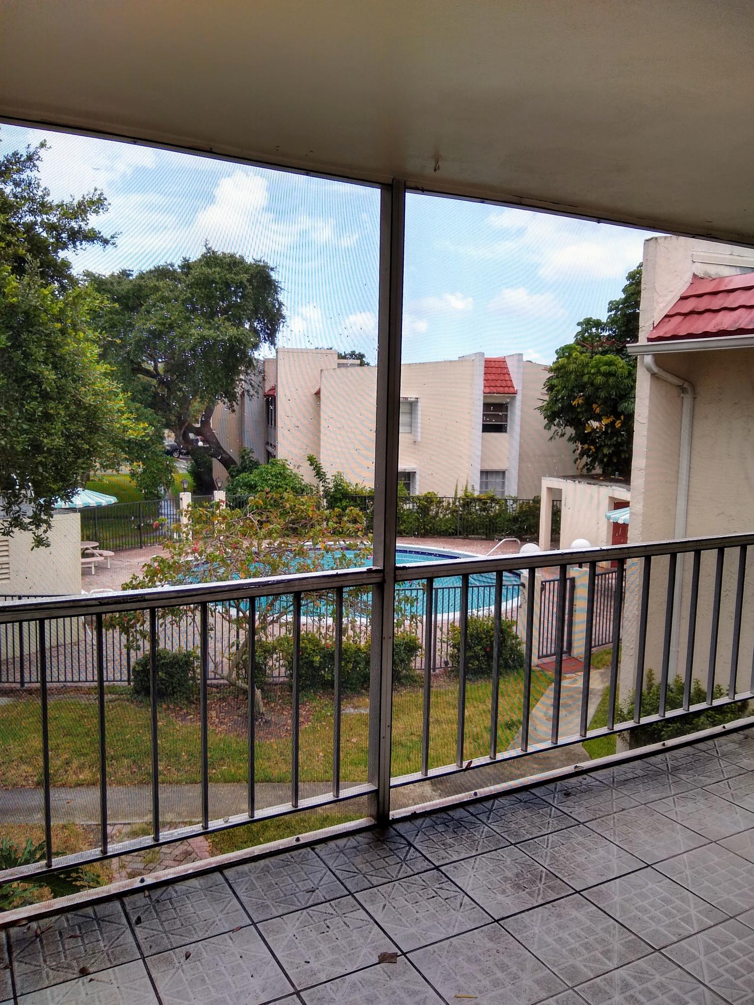 616 Northwest 13th Street, Unit 25 Boca Raton, FL 33486 - Photo 12 of 26 OaksofBocaPoolView