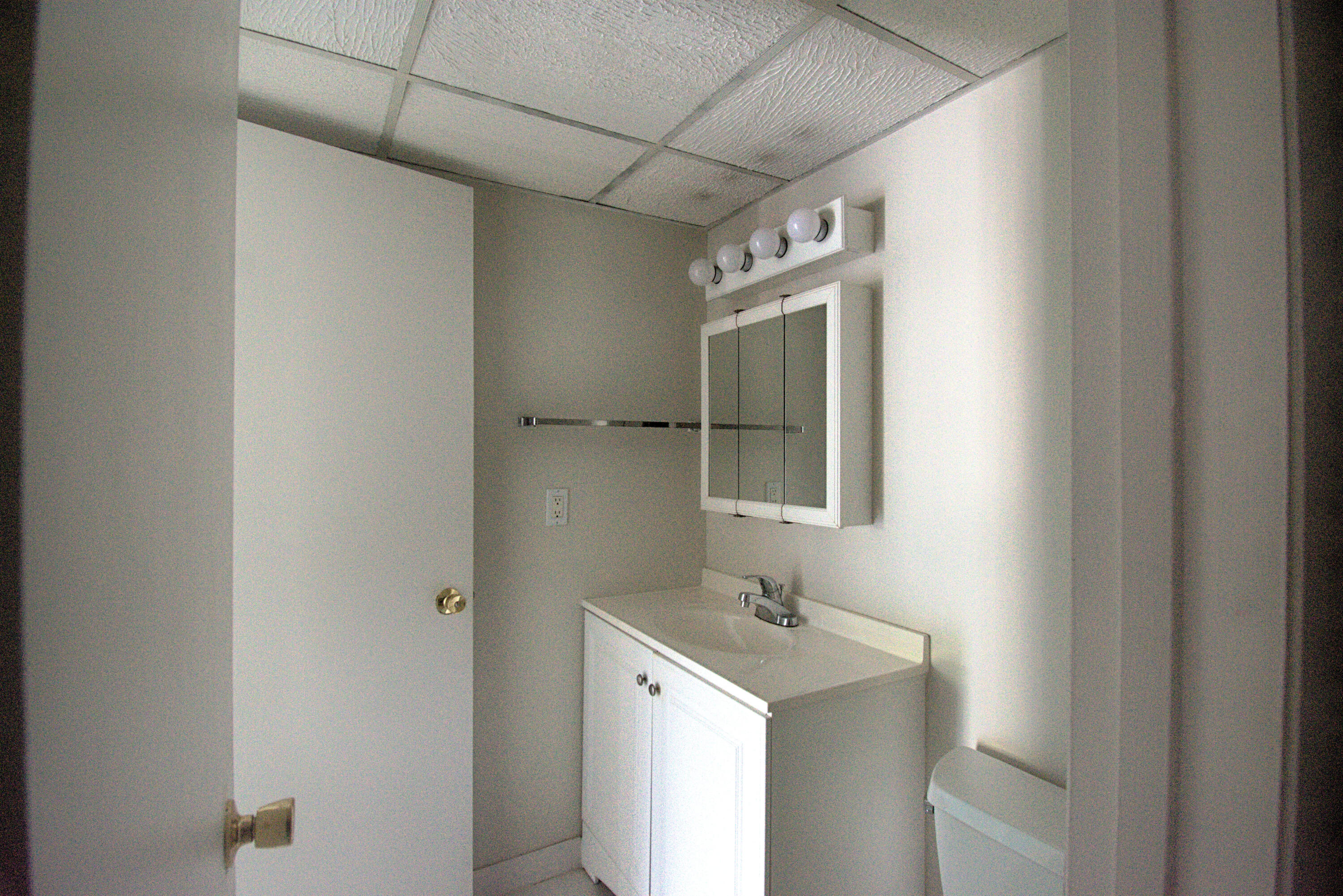 616 Northwest 13th Street, Unit 25 Boca Raton, FL 33486 - Photo 24 of 26 bath