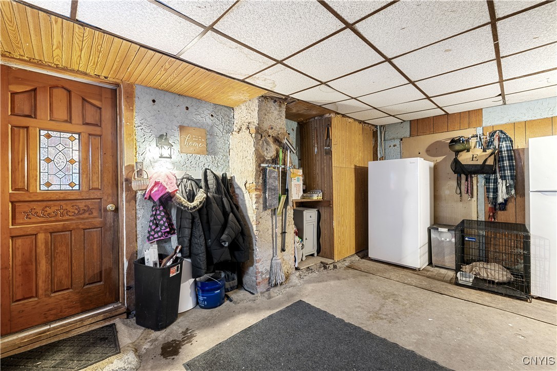 8789 Grange Hill Road Paris, NY 13456 - Photo 35 of 39 Attached mudroom off of the kitchen/side entry