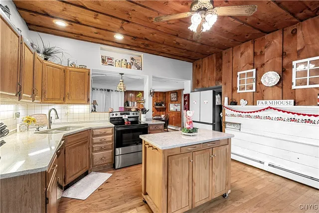 $349,000 | 8789 Grange Hill Road, Paris, NY 13456