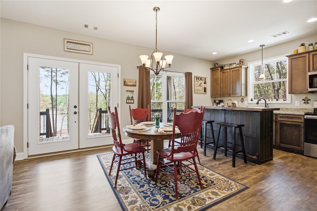 116 Wren Road Mountain Rest, SC 29664 - Photo 7 of 38
