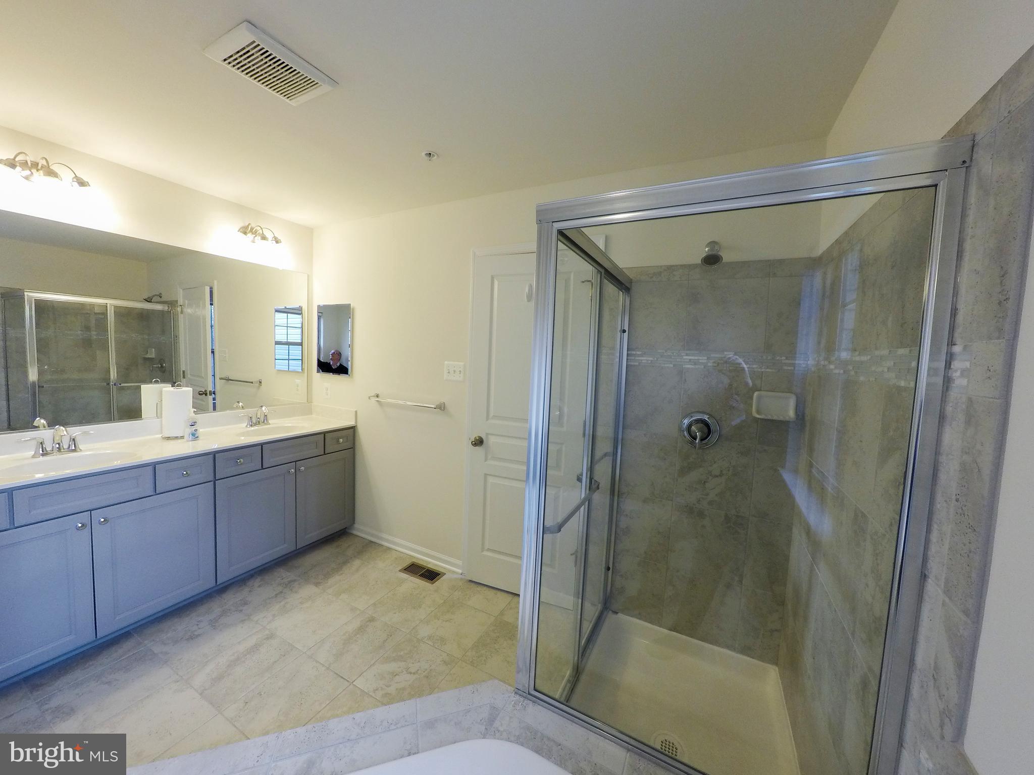 7809 Rappaport Drive Jessup, MD 20794 - Photo 27 of 84 Over-Sized Owners Bathroom