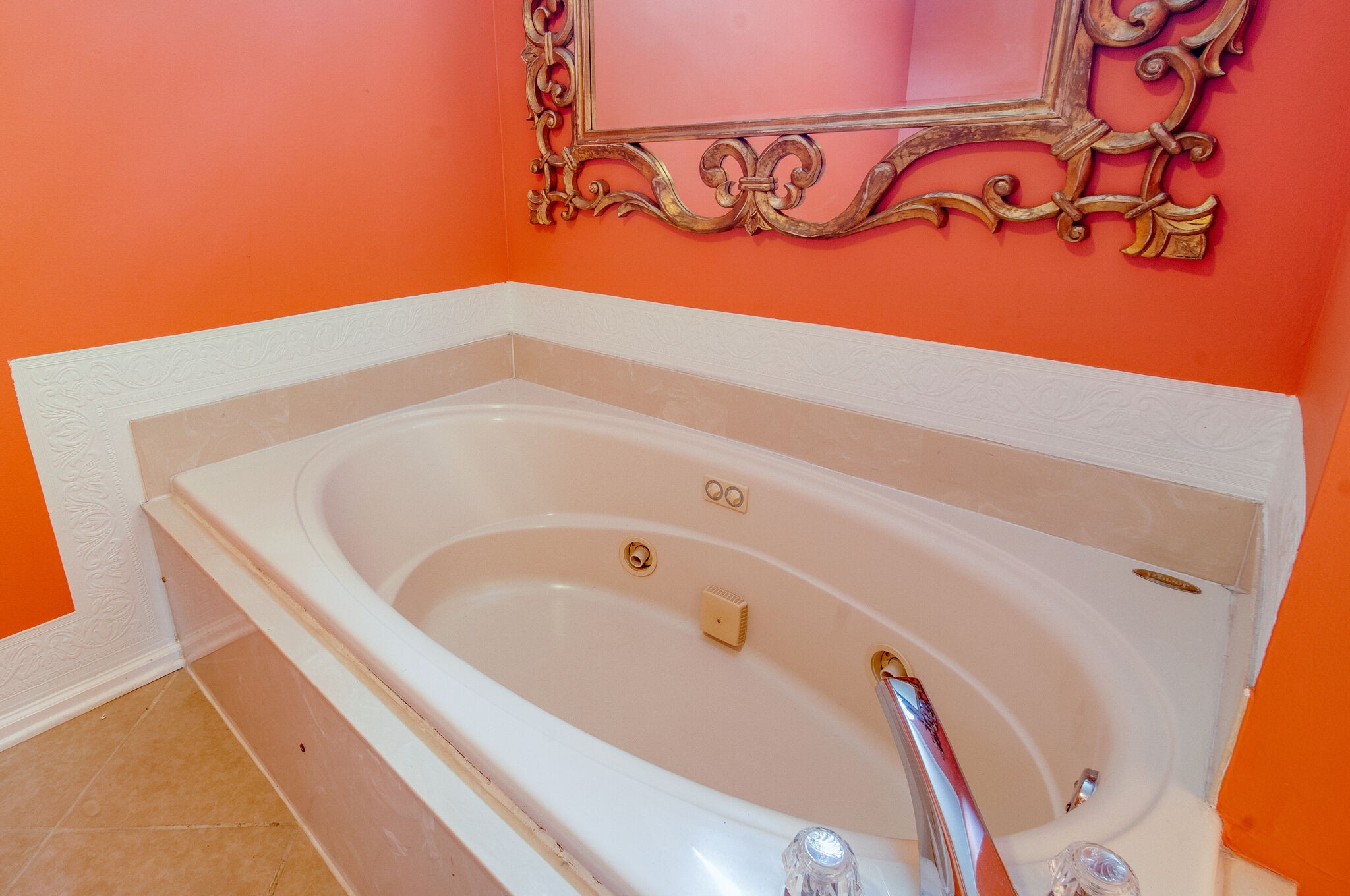 904 Fallview Trail Nashville, TN 37211 - Photo 22 of 38 a bathroom with a bathtub