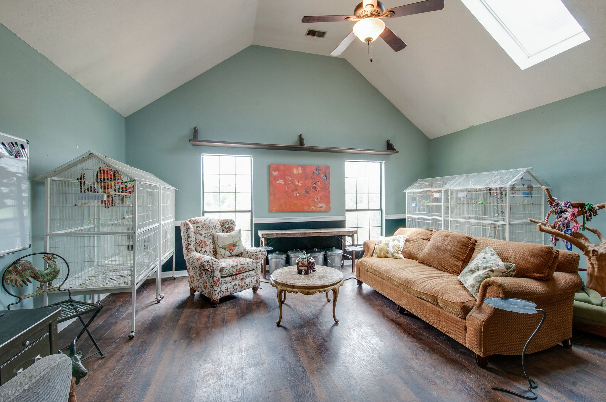 904 Fallview Trail Nashville, TN 37211 - Photo 28 of 38 a living room with furniture and a flat screen tv