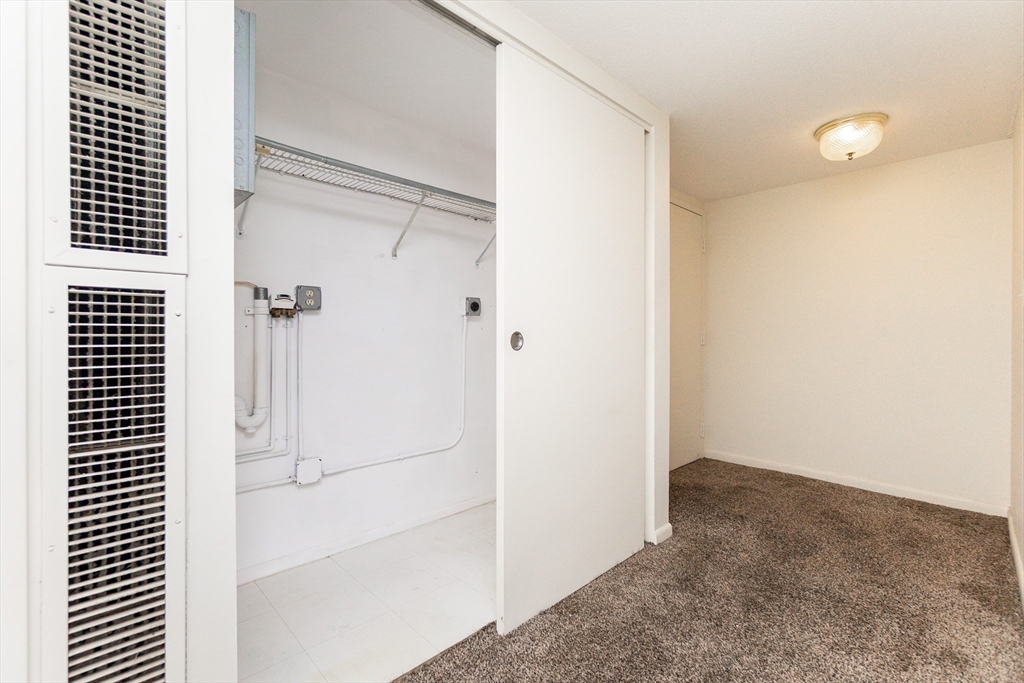 404 Paradise Road, Unit 2N Swampscott, MA 01907 - Photo 22 of 29