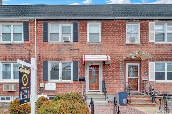 $739,000 | 84-15 259th Street | Floral Park