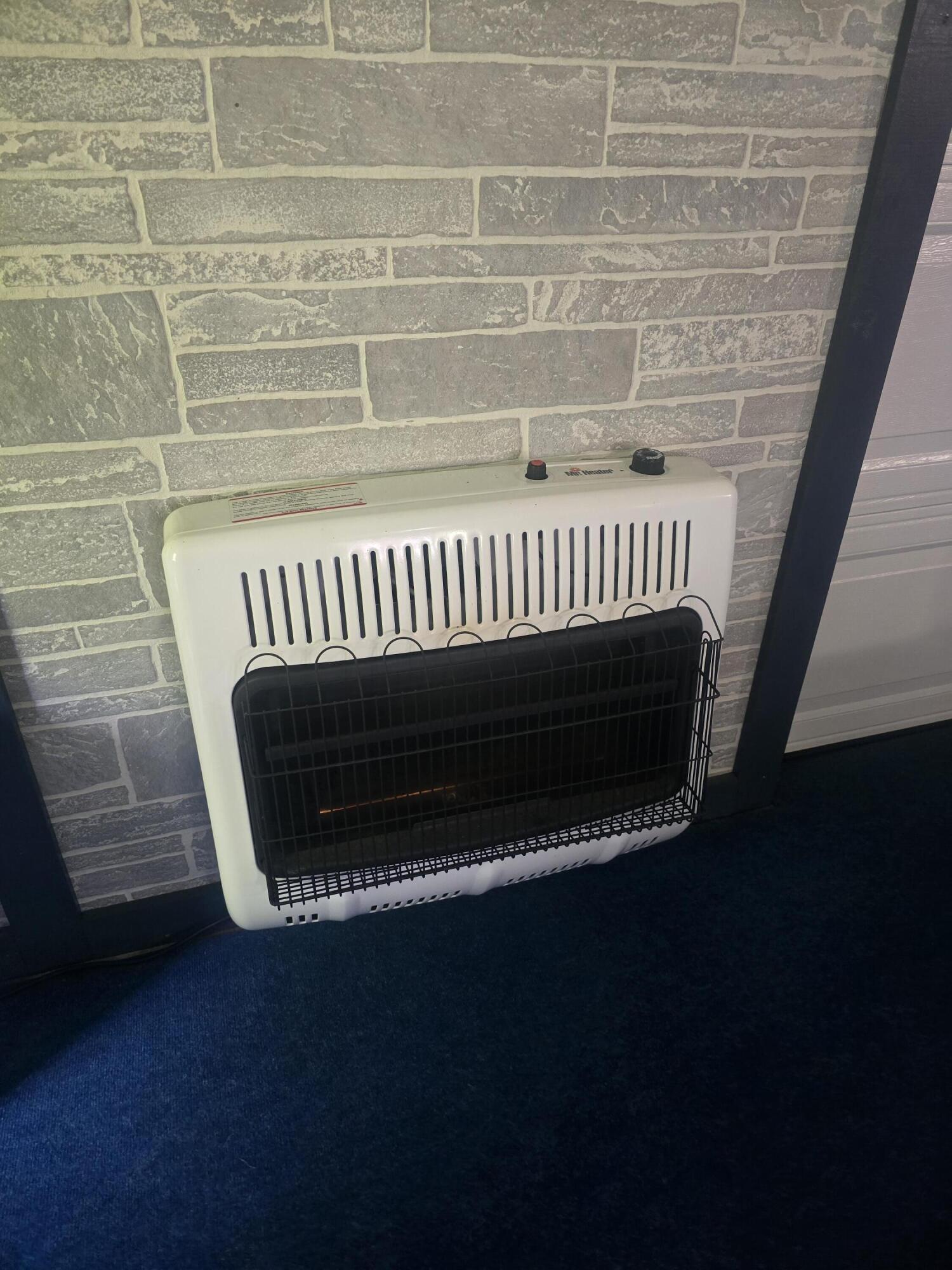 N6814 Sugarbush Road Greenbush, WI 53023 - Photo 39 of 41 Garage heater