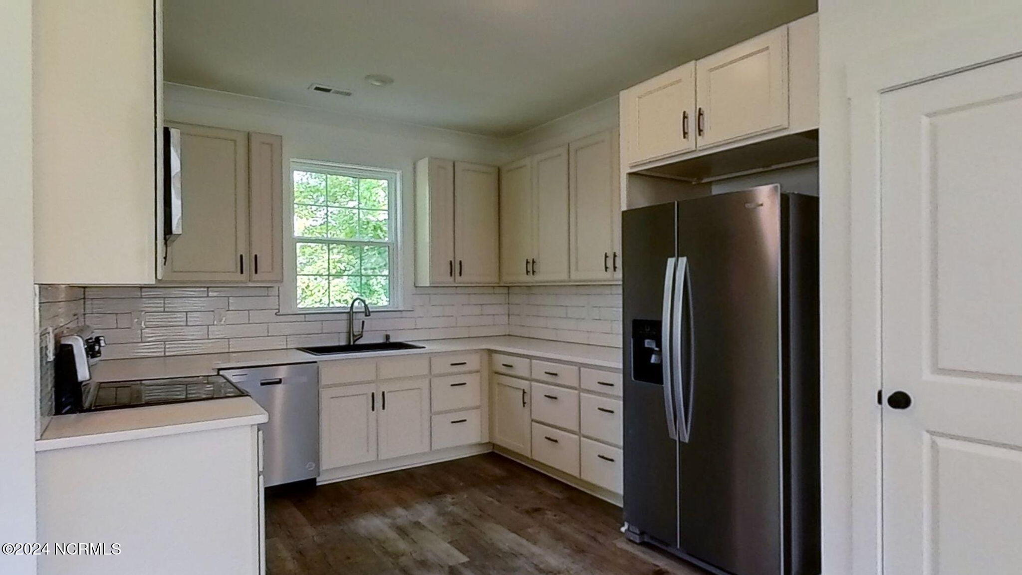 13 Little Creek Road Castle Hayne, NC 28429 - Photo 6 of 36 8-web-or-mls-13-Little-Creek-Rd-Castle-H