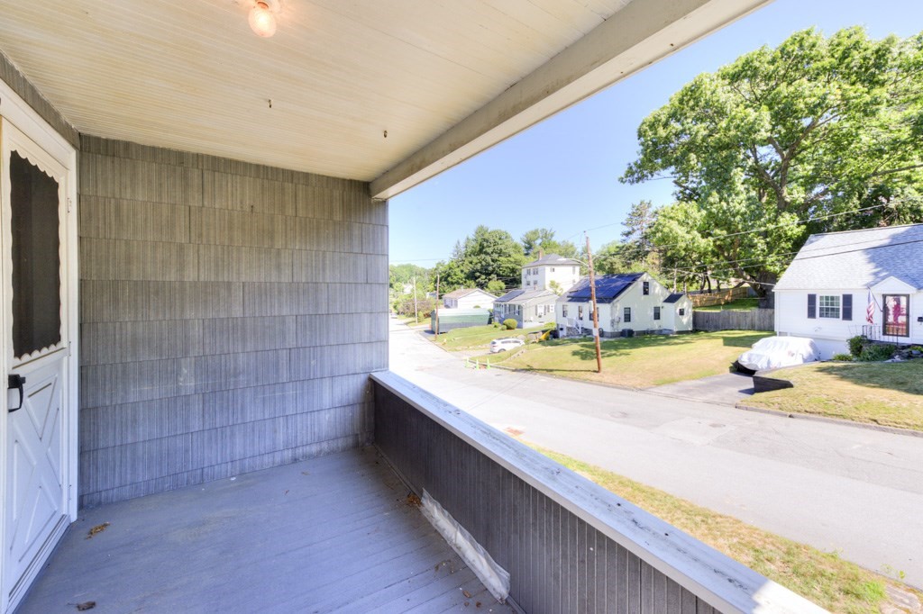 17 Hunnewell Road Worcester, MA 01606 - Photo 24 of 28