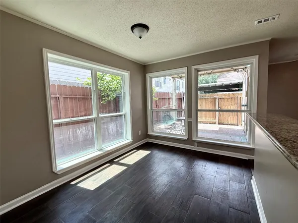 $2,400 | 2517 Bering Drive, Unit 13, Houston, TX 77057