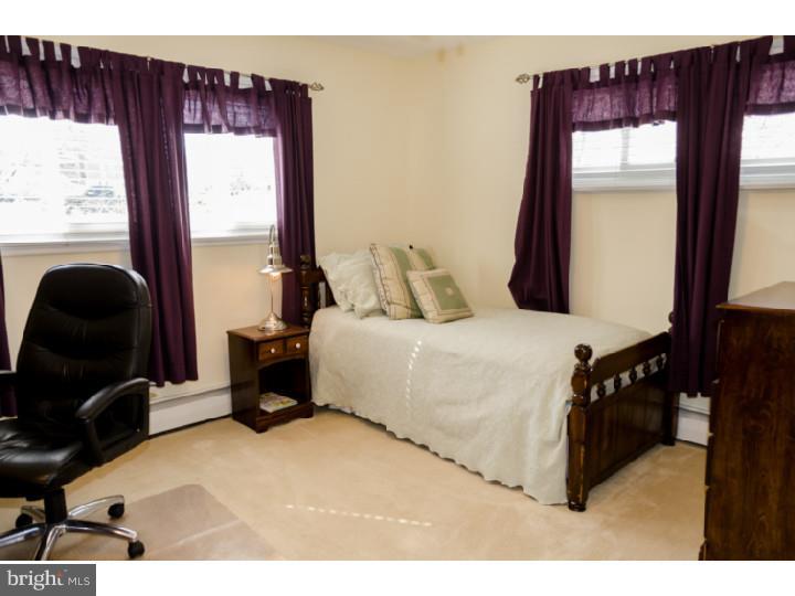 19 Ridgefield Road Newtown Square, PA 19073 - Photo 17 of 25 Bedroom 4