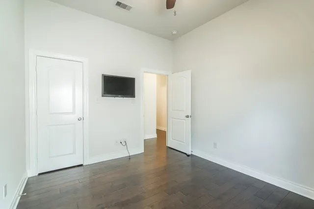 $2,600 | 13803 Royal Ridge Drive, Pearland, TX 77584