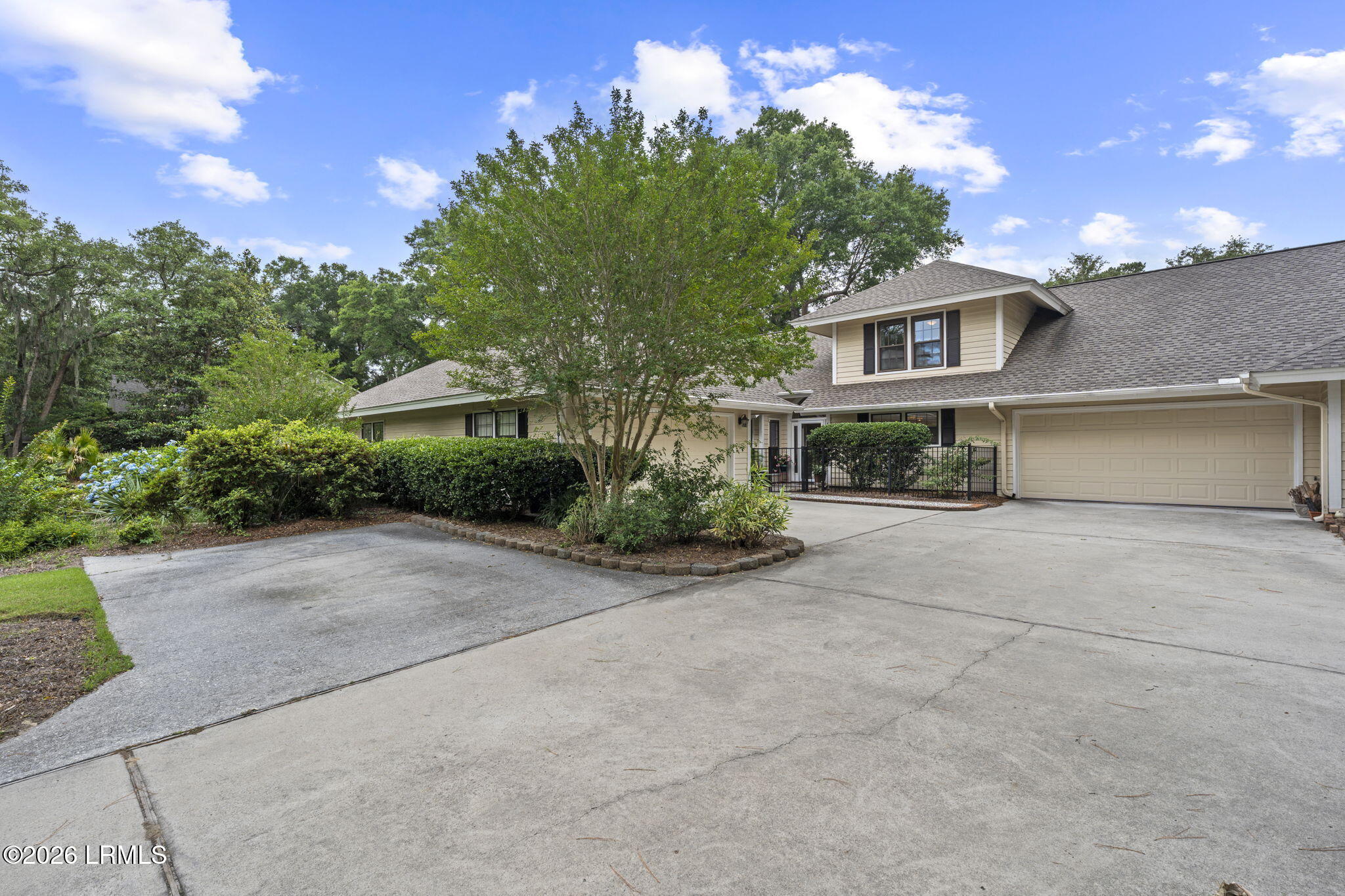 646 South Reeve Road, Unit 23 St. Helena Island, SC 29920 - Photo 3 of 45 42-web-or-mls-DSC02554
