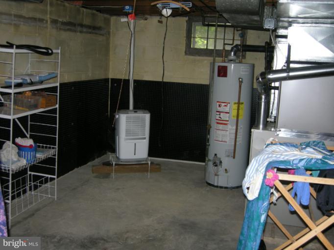 607 Piccadilly Road Towson, MD 21204 - Photo 7 of 23 Basement