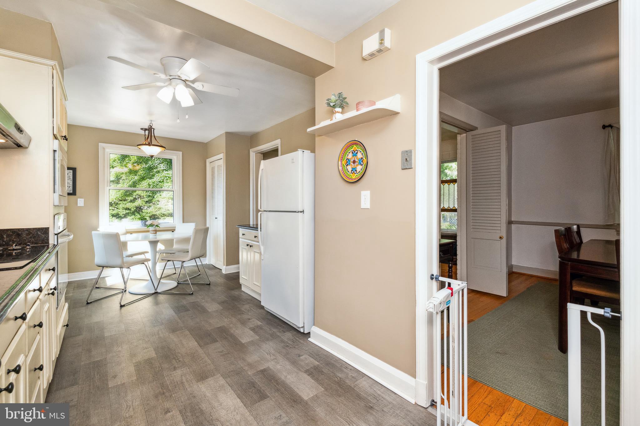 511 Piccadilly Road Towson, MD 21204 - Photo 13 of 37