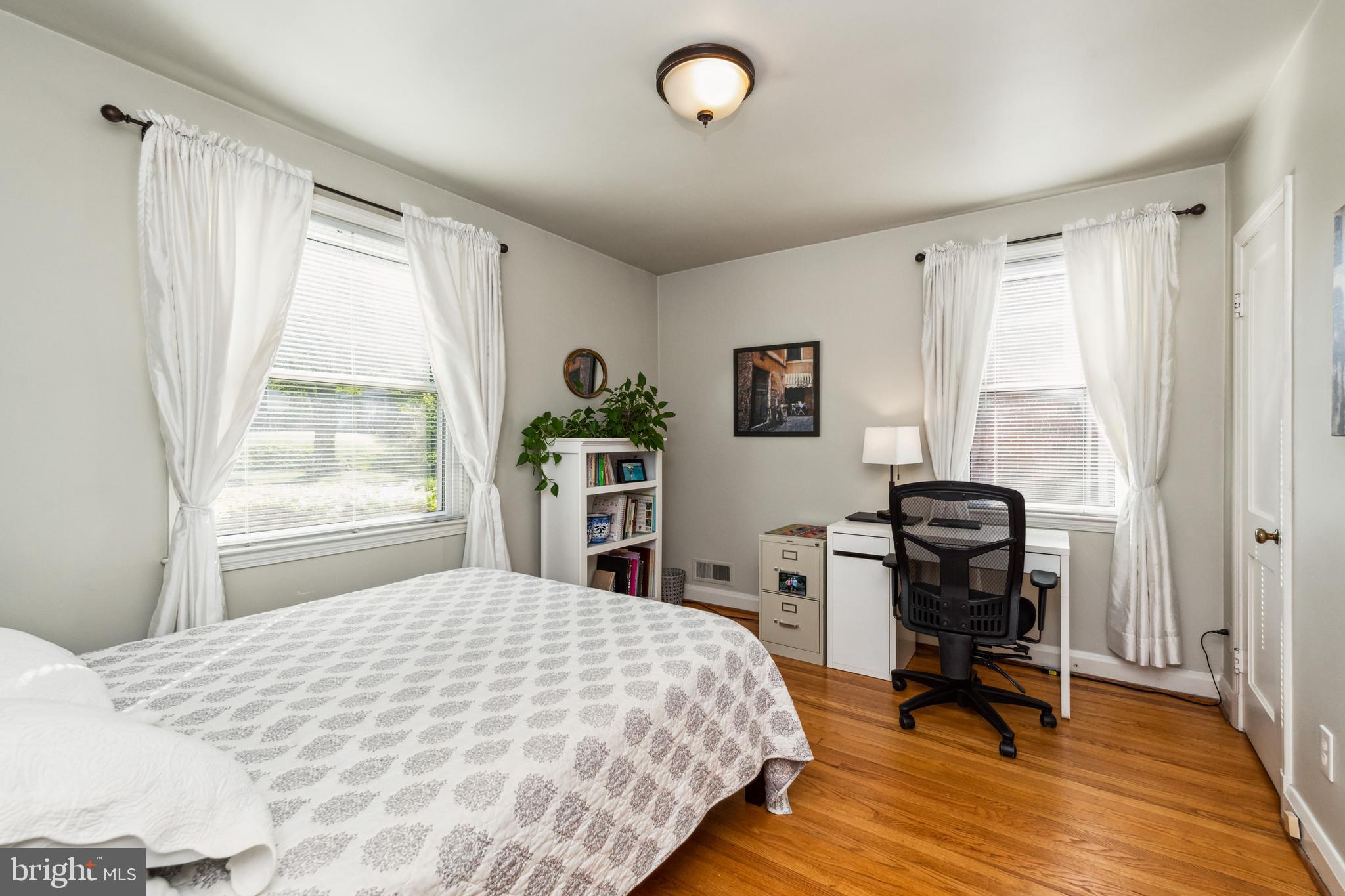 511 Piccadilly Road Towson, MD 21204 - Photo 17 of 37