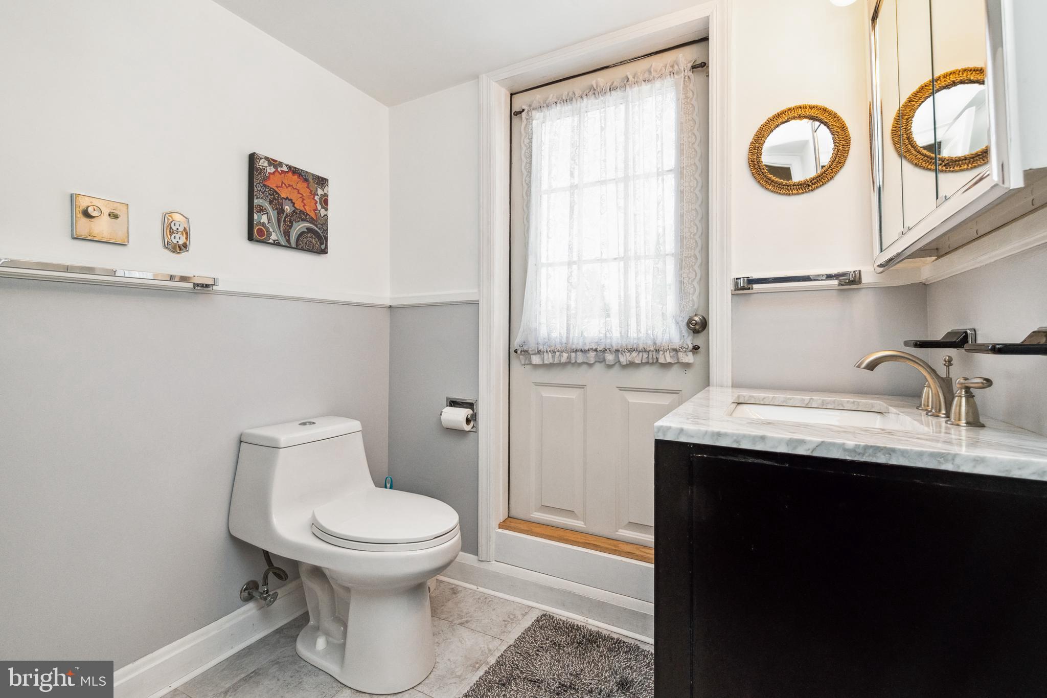 511 Piccadilly Road Towson, MD 21204 - Photo 24 of 37
