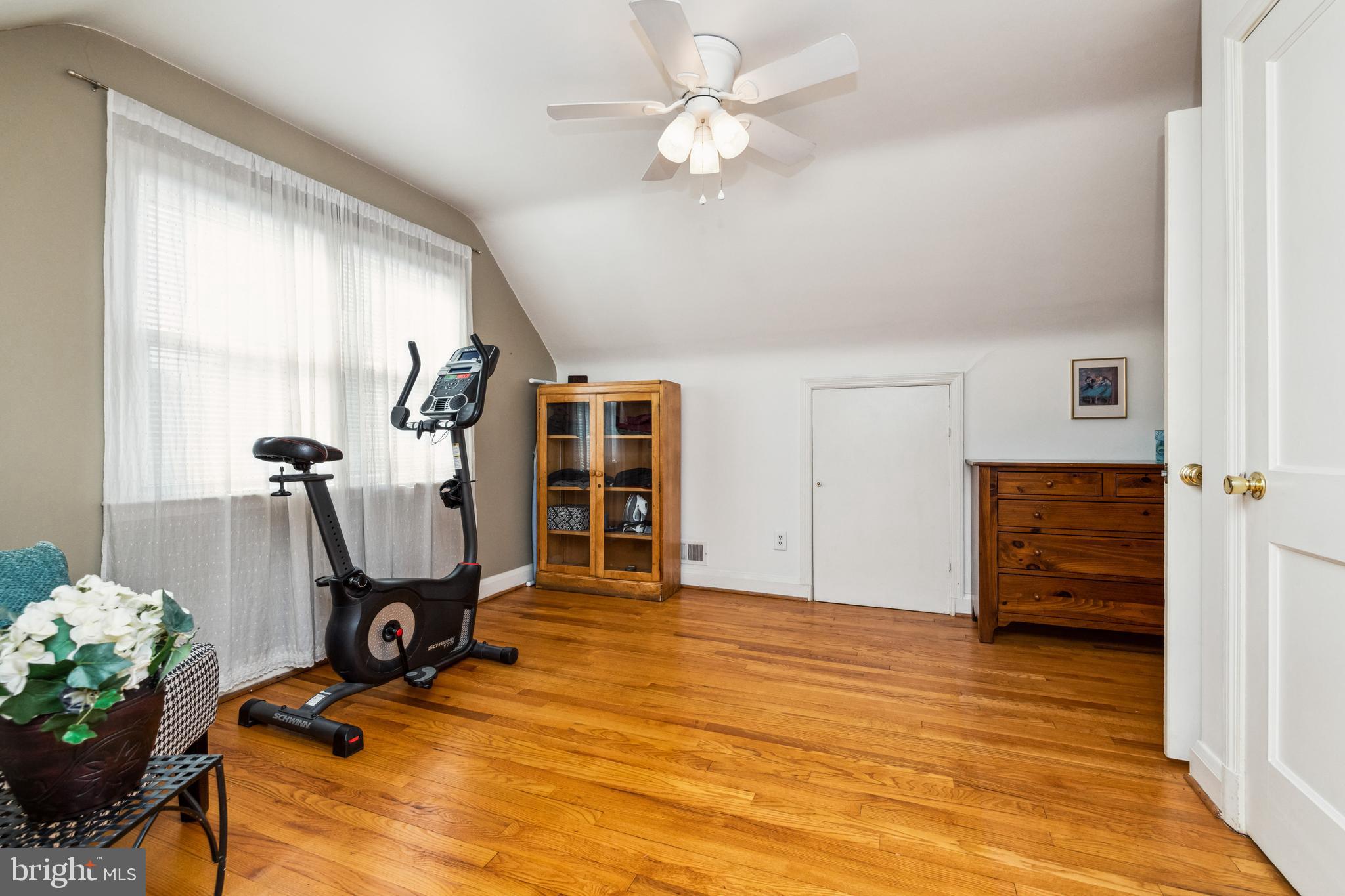 511 Piccadilly Road Towson, MD 21204 - Photo 27 of 37