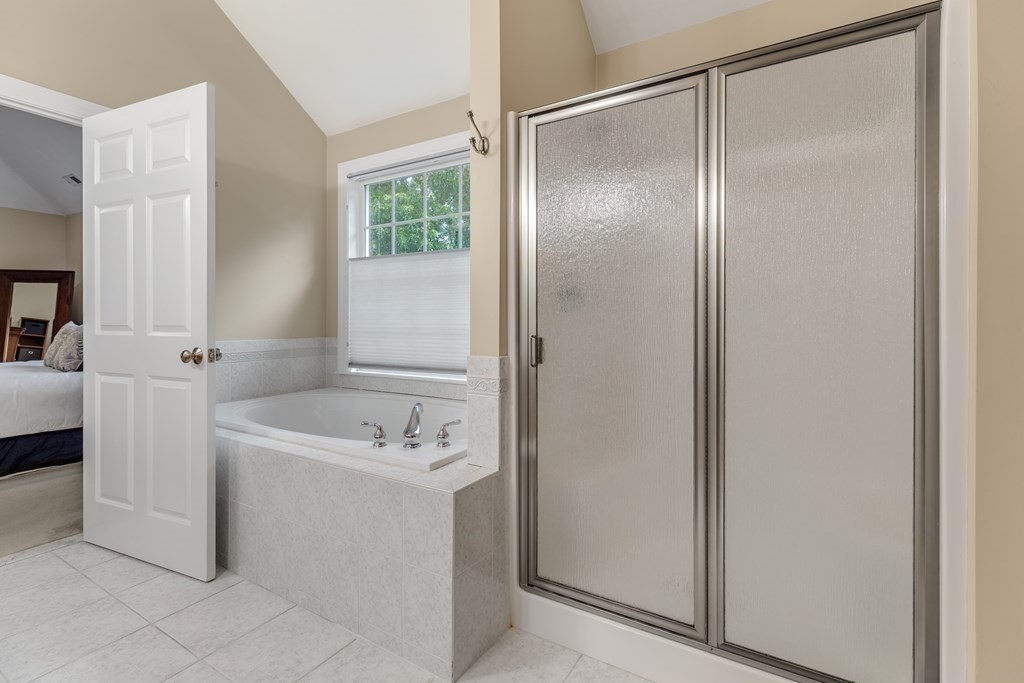 7 Rons Way Framingham, MA 01701 - Photo 27 of 42