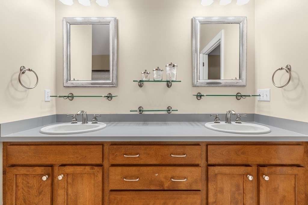 7 Rons Way Framingham, MA 01701 - Photo 29 of 42