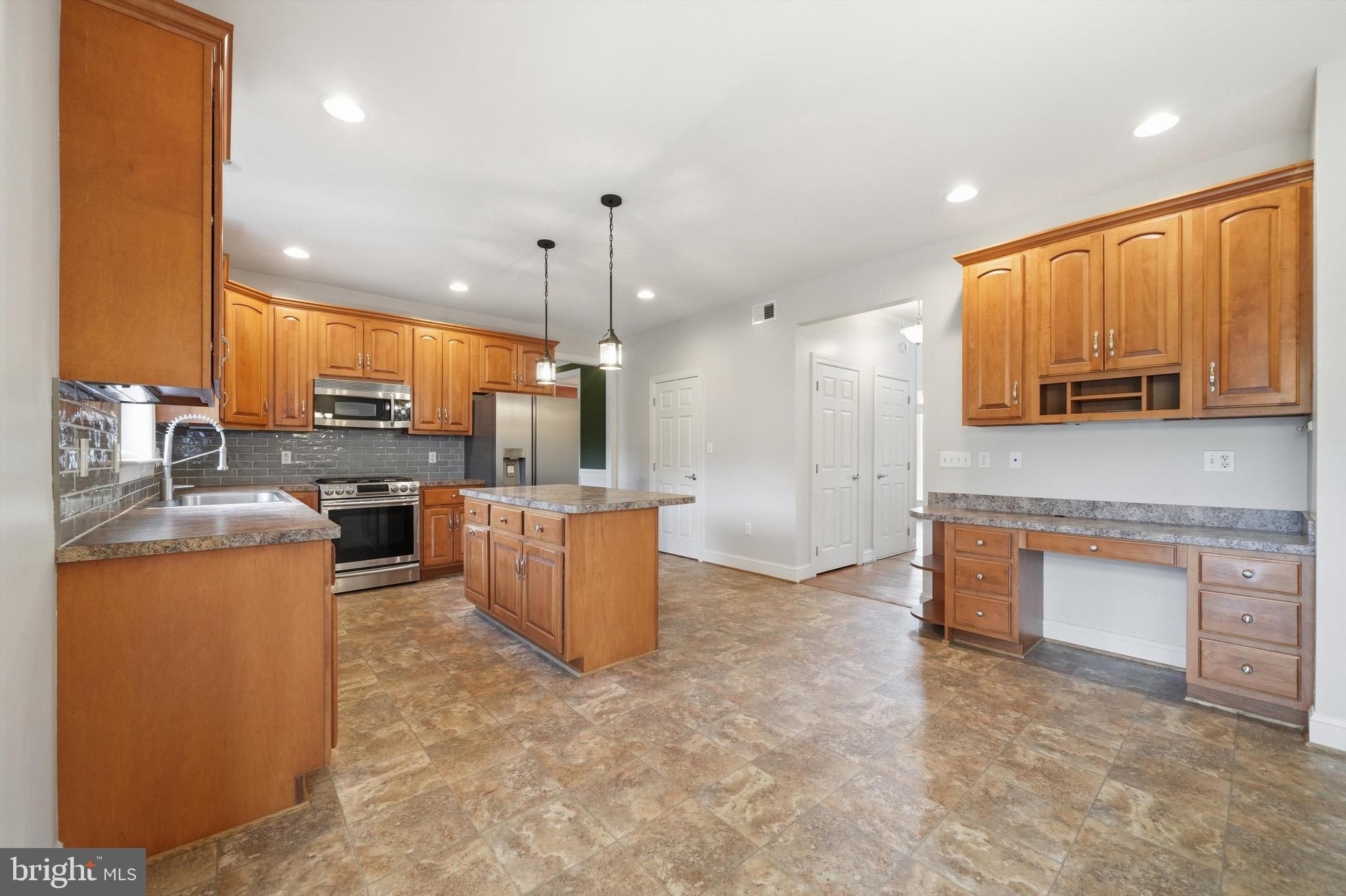5716 Mt Briar Road Keedysville, MD 21756 - Photo 15 of 81 Eat In Kitchen